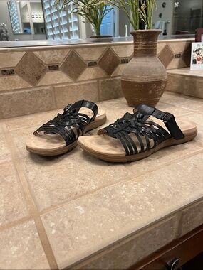 Easy Spirit Black Strappy Woven Slide Sandals 9.5